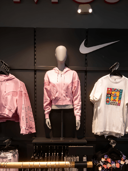 Busto 2 – Manekkin